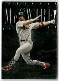 1999 Metal Universe Mark McGwire #1 front